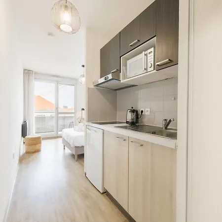 Apartment 3 Le Loki - Tramway - Wifi - Balcon Clermont-Ferrand